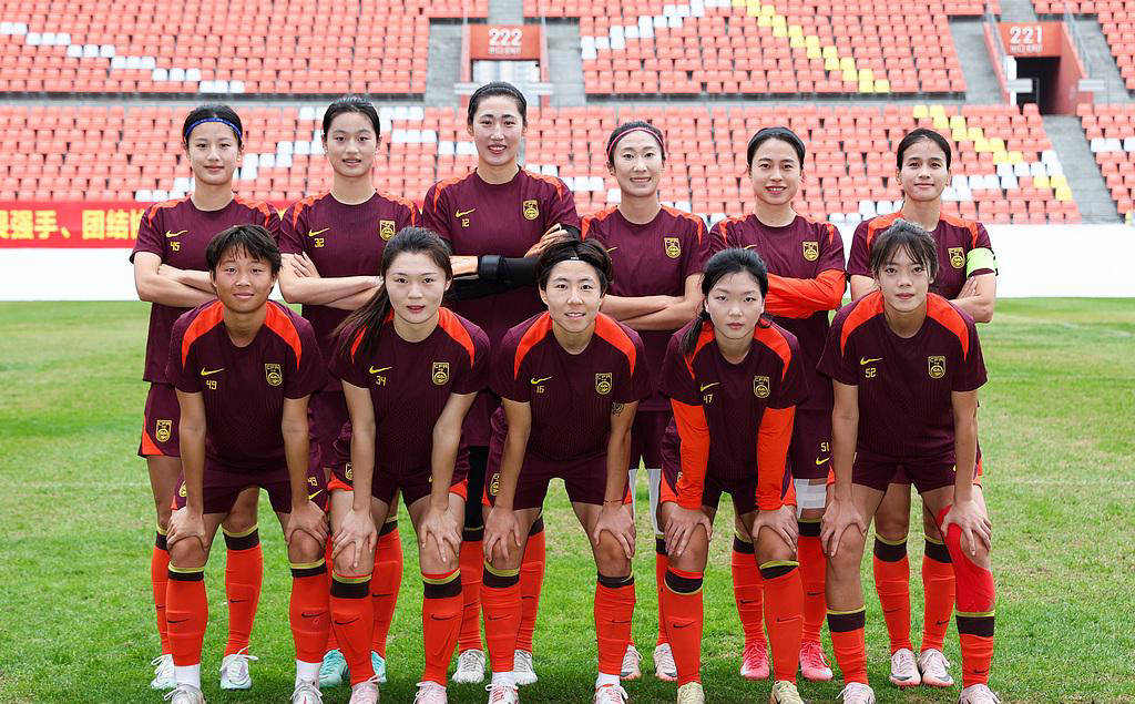 世界女足比赛中，中国队实力强劲，取得胜利