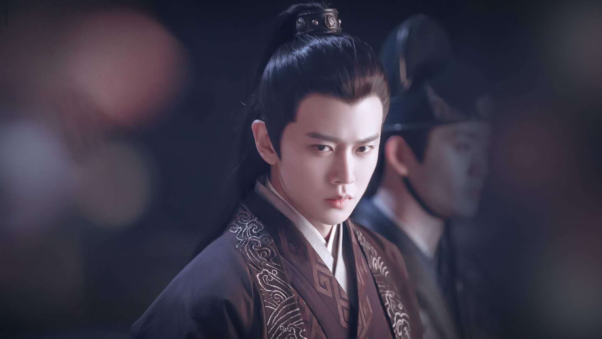 雷火电竞充值-萨内的舞步，当紫百合在达喀尔黄昏中跳起唯一的探戈